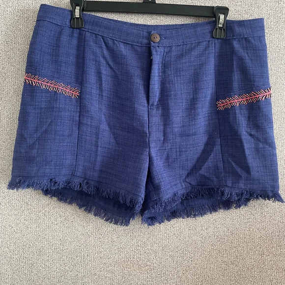 Miss Me Blue Bermudas - Picture 2 of 7